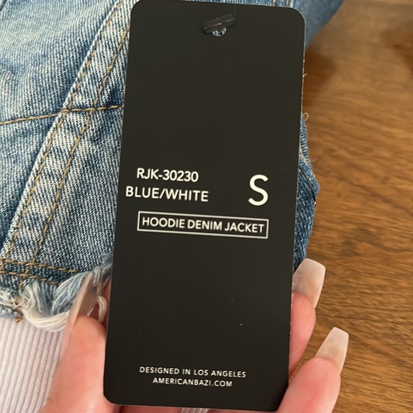 Stylish fashion icon CROP Jean Jacket - Picture 7 of 11